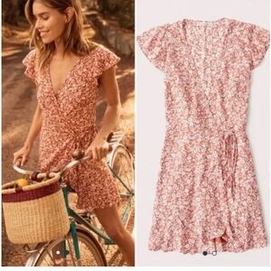 Abercrombie & Fitch Floral Wrap Mini Dress ST